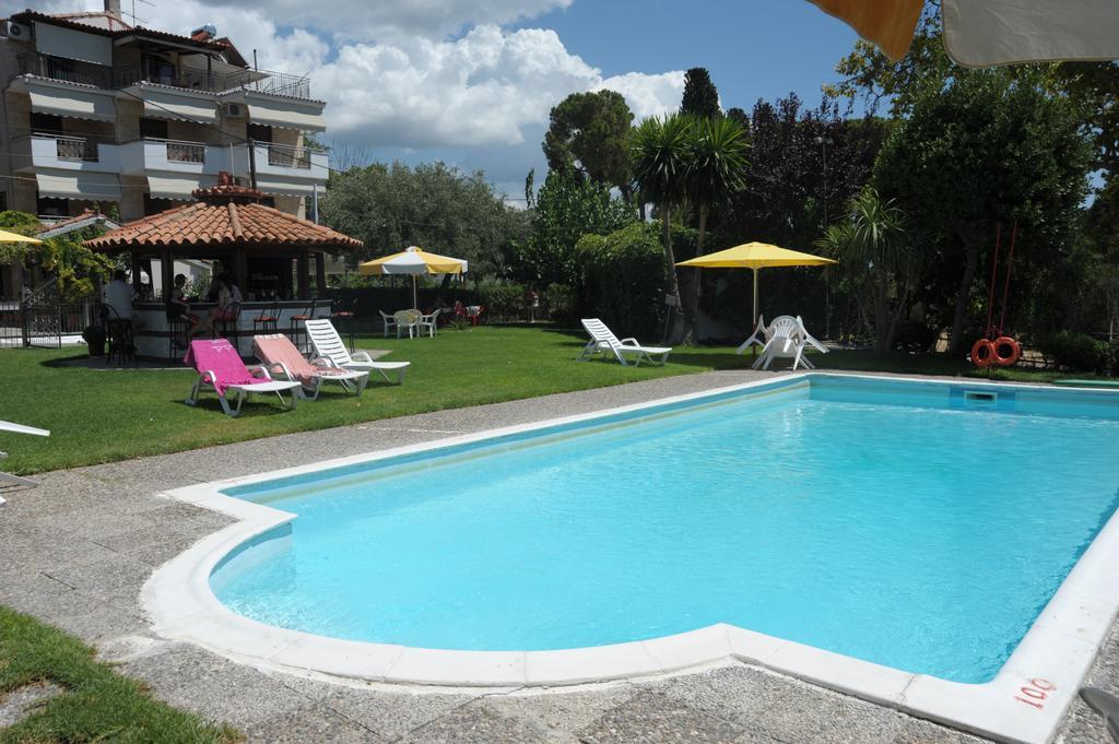 Iliahtida Apartments Rovies Zewnętrze zdjęcie