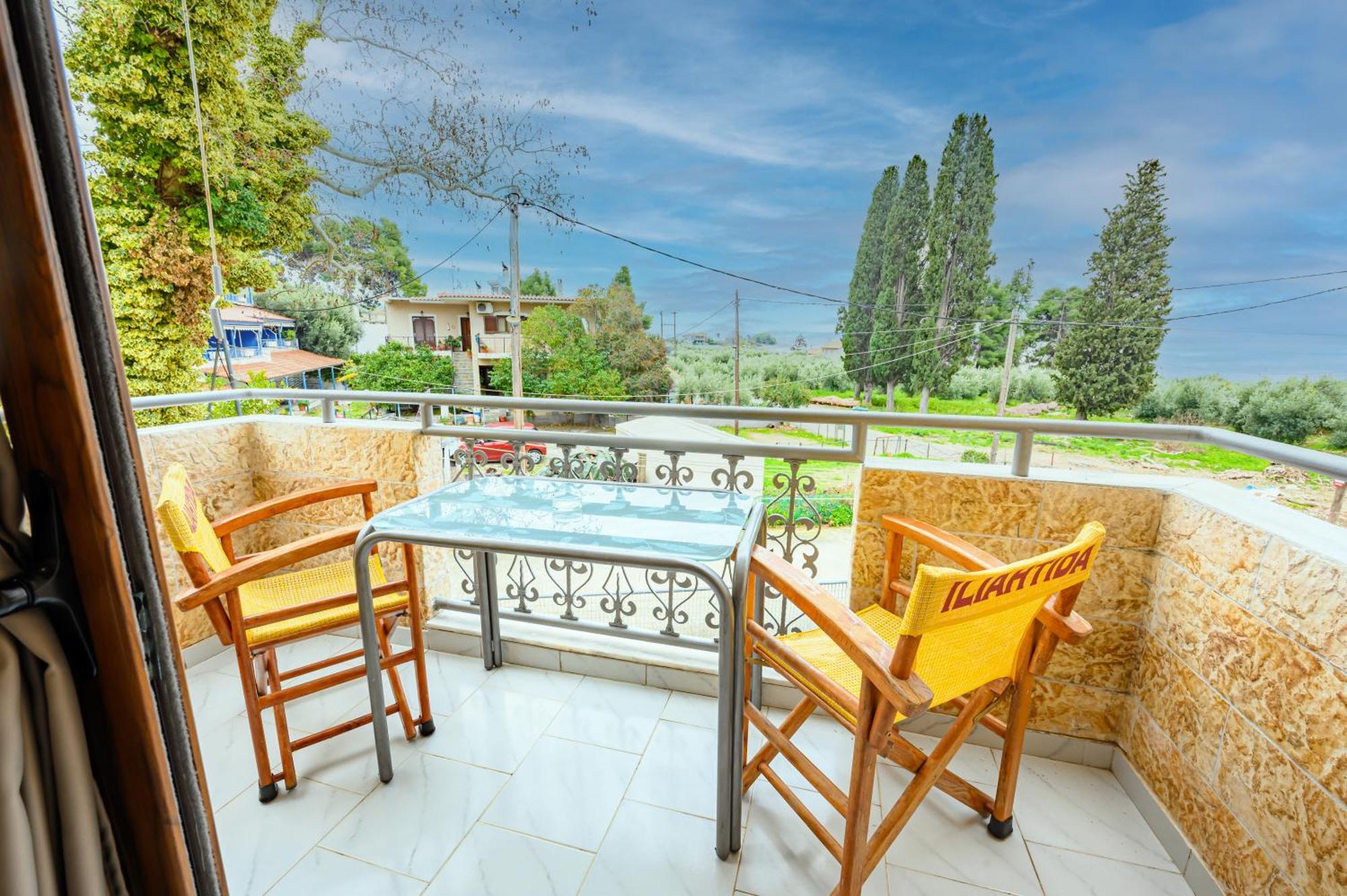 Iliahtida Apartments Rovies Zewnętrze zdjęcie